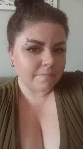 Getting my bridge done and a horizontal eyebrow piercing done today, I was  just wondering if anyone can tell my how thier experiences went when they  got theirs done?