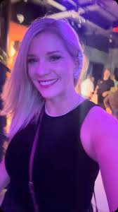 Super fun Friday date night with @mt_rox_events @luckyvoicedubai featuring  the best of the 70s & 80s 🎶 , games, food, drinks and more! Grab a friend  or ten and get to the next one! We had such a fun ...