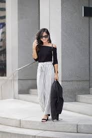 Black And White Striped Pants Outfit Ideas 6 New Changes To My Site Stripe Wide Leg Pants Dawn P Darnell Stripe Outfits Fashion Striped Wide Leg Pants