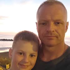 can someone tell me where the head blower resistor is in a nissan qashqai  Tekna 1.6 year 2016 location Preferably some picture of the location;) I've  been searching for a long time