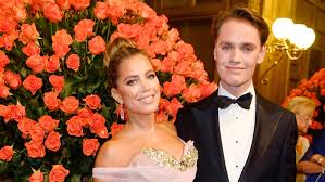 Check spelling or type a new query. Sylvie Meis So Traumhaft Schon Sah Ihr Hochzeitskleid Aus Intouch