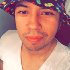 Hugo Savinovich explica el por qué Roman Reigns es MEJOR que Kenny Omega.  DETALLES: https://youtu.be/dcj31CF39fE