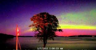 Aurora Borealis 2012 Solar Flare Could Make Northern Lights Visible Much Farther South Northern Lights Northern Solar Flare