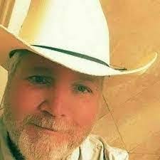 Carlos Elmore's Instagram, Twitter & Facebook