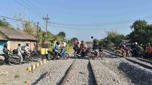 Fungsi batu kerikil pada rel kereta api. Kenapa Bantalan Rel Kereta Api Dipenuhi Batu Kerikil Tirto Id