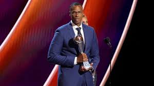 Jason Collins honored with Arthur Ashe Courage Award at ESPYS