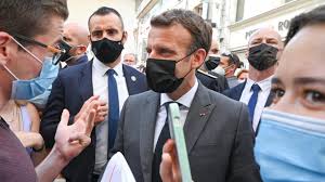 Frankreich erhöht druck auf militärjunta in mali für macron geht es also darum, schäden durch. Vier Monate Haft Macron Ohrfeiger Muss Ins Gefangnis Zdfheute