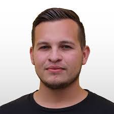 Eric Pusch's Instagram, Twitter & Facebook