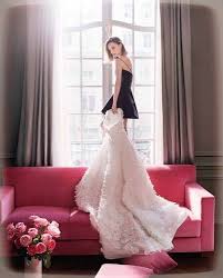 Watch natalie portman's new miss dior campaign, featuring sia's chandelier, here first, plus see behind the scenes. Christian Dior Natalie Portman Miss Dior Home Facebook