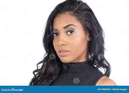 Ung Svart Kvinna Med Provokativ Blick Kvinnlig Modell Som Bär Bl Arkivfoto 