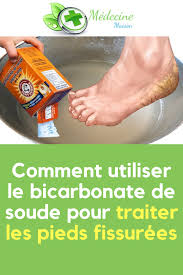 Comment Profiter Du Bicarbonate De Soude Pour Traiter Les Pieds Fissures Medecine Maison Bicarbonate De Soude Soin Des Pieds Bicarbonate