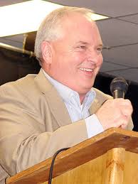 larry sutton Archives