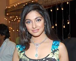 Filmmaker and actor Divya Kumar Khosla talks about her new single, Besharam  Bewaffa