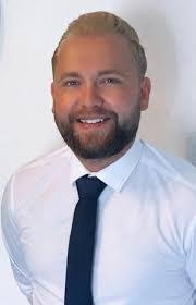 Adam Westbury's Instagram, Twitter & Facebook