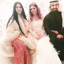 مسلسل مانيكان هيا عبد السلام هو مسلسل خليجي كوميدي يتناول ثلاث أجيال من النساء والرجال، حيث أن المسلسل يدور حول فتيات ومسلسل مانيكان هو من بطولة كل من هيا عبد السلام وأسمهان توفيق وهبة الدري وفؤاد على ومحمد العلوي وهيثم الحسيني وأيضا غدير. ÙØ¤Ø§Ø¯ Ø¹Ù„ÙŠ ÙˆÙ‡ÙŠØ§ Ø¹Ø¨Ø¯Ø§Ù„Ø³Ù„Ø§Ù… ÙŠÙ‚Ø¶ÙŠØ§Ù† Ø§Ù„Ø¹Ø³Ù„ ÙÙŠ ØªØ±ÙƒÙŠØ§ Ø§Ù„Ø±Ø§ÙŠ