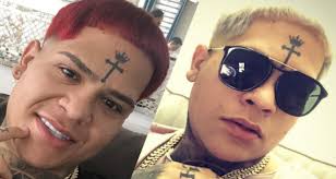 Tengo blancas, morenas y de pelo lasio despacio. Almighty Se Pinto El Cabello De Blanco Le Queda Mejor Que El Rojo Trap House Latino