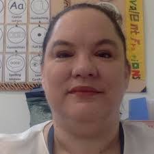 Lisa Canham's Instagram, Twitter & Facebook