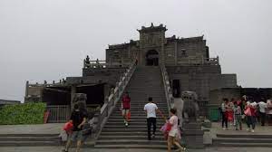 A chinese compound surname is a chinese surname using more than one character. ç¥èžå³° ç„šåŒ–é‡'ç´™çš„åœ°æ–¹åœ¨æ®¿å¤–å´é‚Š Picture Of Zhurong Peak Hengyang Tripadvisor
