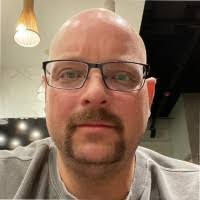 Kelly Kadlec's Instagram, Twitter & Facebook