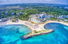 Vieni a scoprire le nostre offerte con open bar, acquascivoli, 2 bambini sempre gratis scorri in basso per scoprire una vacanza all'insegna del relax e del divertimento con la formula club family all inclusive®open bar che ha eliminato i. 18 All Inclusive Romania 2021