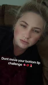 Can you do this? Hit like if u can! And hit the follow button once doi...