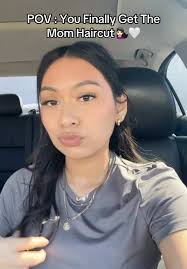 Mom Chop Haircut with Money Pieces