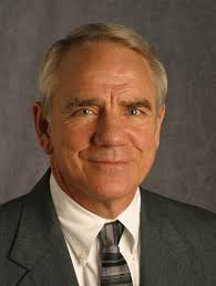 the ANdrews uNiVersity mAGAZiNe