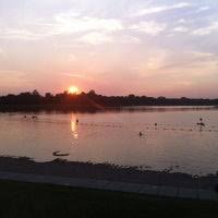 Sandrine sérafini, est une photographe spécialisé dans les reportages photos de mariage.je suis le témoin du jour le plus beau de votre vie. Libourne Plage Beach In Libourne