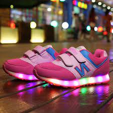 This Kids Led Light Up Shoes For Boys And Girls Very Fashionable Many France And Europeans And Americans And Russians Colorful Shoes Led Shoes Light Up Shoes