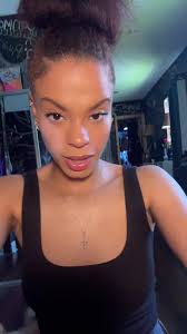 Karlee Grey Dancibg Whike Sweepung