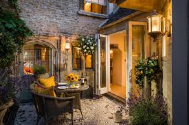 Luxury Self Catering Cottage In Burford Luxury Cotswolds Cottage Small Cottage Garden Ideas Cotswolds Cottage Luxury Garden
