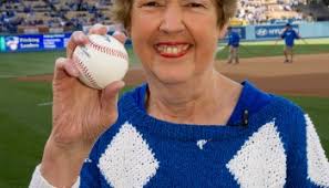 Dodgers News: Nancy Bea Hefley, Longtime Dodger Stadium Organist, Dies