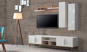 Tv sehpası ve dolaplardan oluşan televizyon ünitesi modelleri ile evinizin birden fazla odasını dekore edebilirsiniz. Televizyon Unitesi Modelleri Dekorstilleri Com