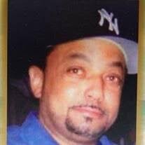 Dennis Macklin's Instagram, Twitter & Facebook