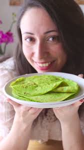 Crepes di Zucchine 🥒💛, Leggere e facilissime da preparare sono perfette  da farcire per cena 🥰, Ricetta, ✅Senza Lattosio, ✅Senza Nichel, ✅Senza  Glutine, Ingredienti (per 7 crepes da 20cm), 2 uova, 200g ...