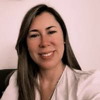 1100+ perfiles de «Leandra»