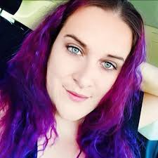 🍂 It's time for a festive treat! 🐾 Choose a pet to help you