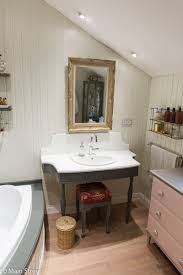Transformation De La Salle De Bain Phase 2 Relooking Meuble Meuble En Merisier Relooker Meuble