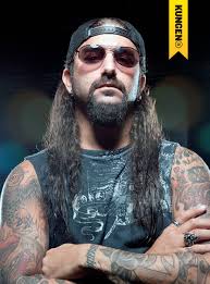 Pull Me Under (vrål ur kakhål)