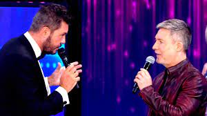 Las ansias por estrenar una nueva temporada de showmatch en el trece parecen haberle jugado una mala pasada a marcelo tinelli, que terminó. Imperdible Ida Y Vuelta Entre Marcelo Tinelli Y Adrian Suar En La Vuelta De Showmatch 2021 Youtube