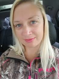 Lascivious Lips With Crystal