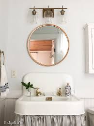 vintage small bathroom update
