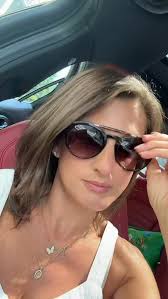 💞 @dawndelrusso in the ‘Amelia’ frame — one of our top-selling styles  @nordstrom! , Named after Amelia Earhart, this Velvet Eyewear favorite  honors her courage and timeless sense of style. Sleek, ...