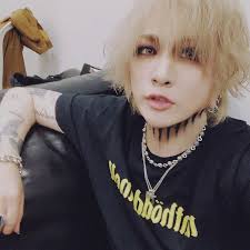 ruki pics on twitter visual kei the gazette gothic girls