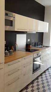 Https A2 Muscache Com Im Pictures B84d18bd 8478 487f A6ff Ab2ab0792efa Jpg Aki Policy X Large Cuisine Salle A Manger Cuisines Deco Amenagement Cuisine