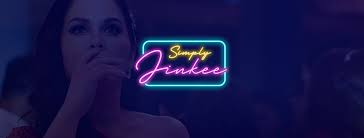 Masayang ibinahagi ni Kristine Hermosa ang litrato ng kanyang pamilya!  Umani naman ito ng papuri mula sa netizens! Maging si Mariel Padilla ay  napa-react din dahil sa ganda ni Kristine!