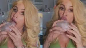 We did not find results for: Flor Pena Volvio A Ser Moni Argento E Imito A Maru Botana Chupando Un Hielo Que Pasa Salta