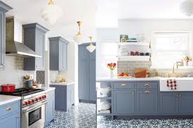 There are some amazing kitchen color trends right now in grays, blues and bold black palettes. Beautiful Blue Kitchen Design Ideas