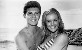 In the 1960s she played audra barkley, the daughter of victo. Linda Evans Over 70 And Still In Great Shape Everyday Health