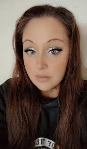 Demetrius Newell's Instagram, Twitter & Facebook